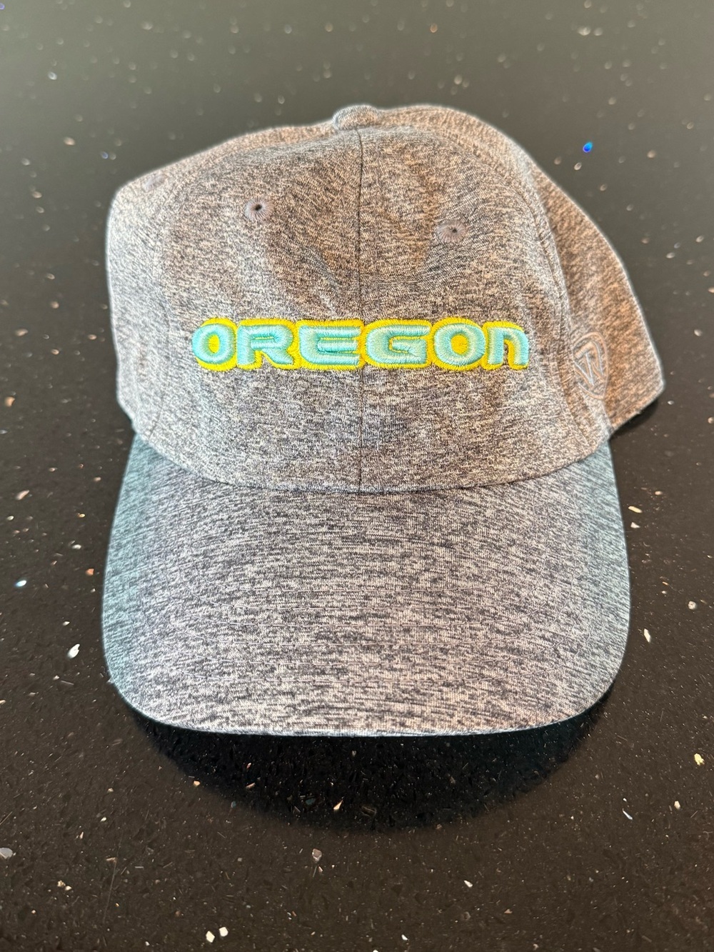 Oregon Ducks University Embroidered Heather Gray Baseball Cap